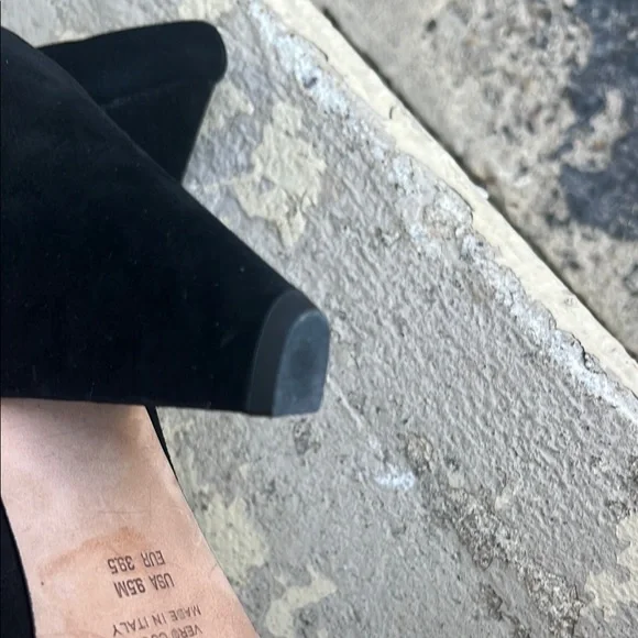 Like new Vince Black Suede Mules - Picture 13 of 13